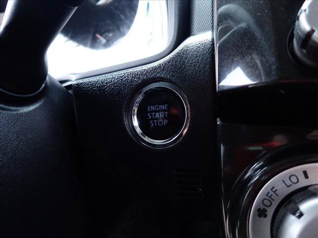 Used 2022 Toyota 4Runner TRD Off-Road AWD/4WD image 20
