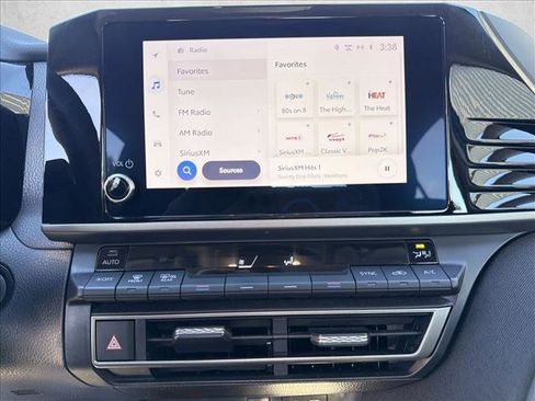 Used 2025 Toyota Camry LE image 19