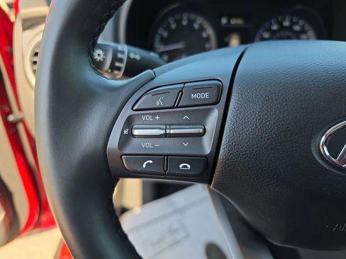 Used 2021 Hyundai Kona SEL w/ Cargo Package image 32