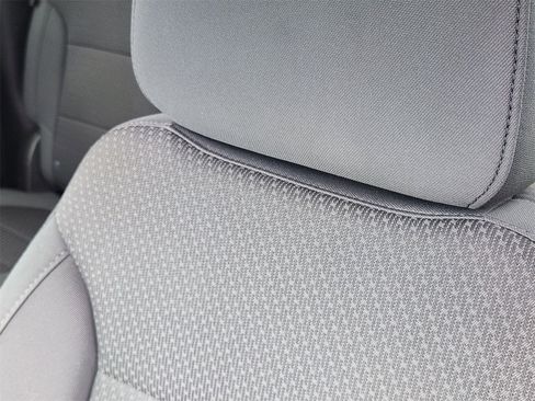 Used 2020 Chevrolet Silverado 1500 Custom w/ Custom Value Package image 14