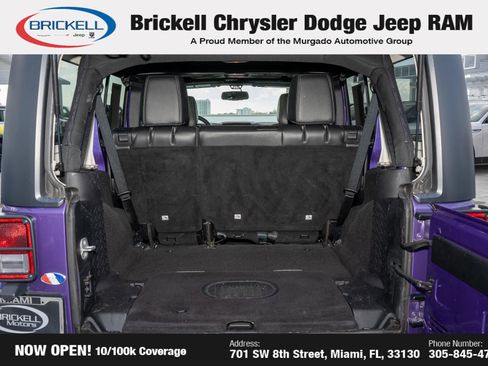 Used 2016 Jeep Wrangler Unlimited Sahara image 9