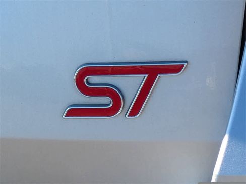 Used 2020 Ford Explorer ST w/ ST Street Pack image 15