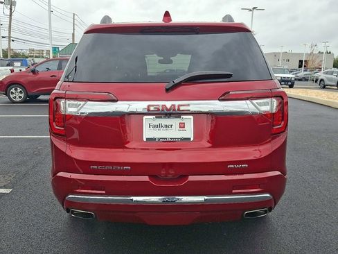 Used 2023 GMC Acadia Denali image 5