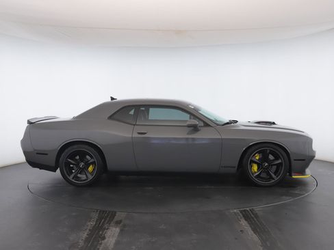 Used 2018 Dodge Challenger R/T Scat Pack image 27