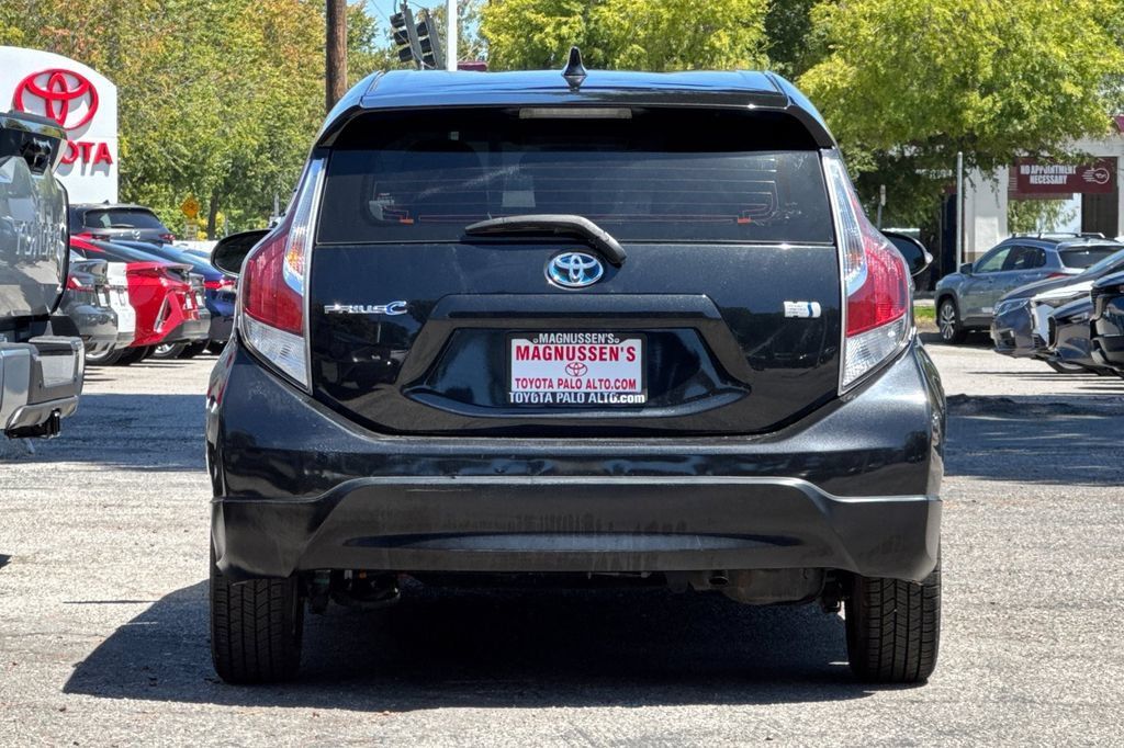 Used 2017 Toyota Prius C Two FWD image 4