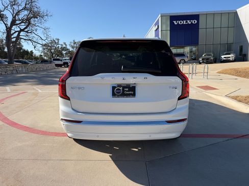 New 2026 Volvo XC90 T8 Ultra w/ Protection Package Premier image 5