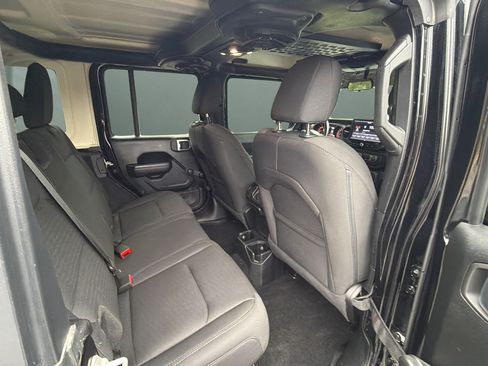 Used 2020 Jeep Wrangler Unlimited Sport AWD/4WD image 16