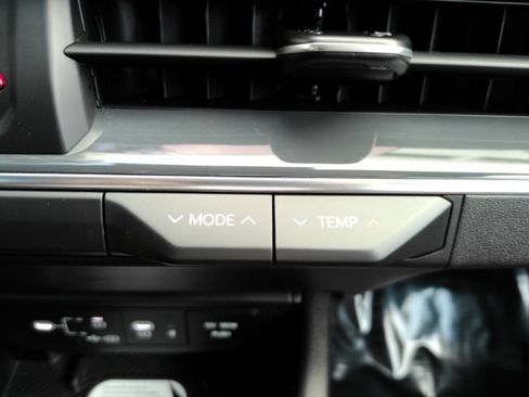 Used 2025 Kia K4 EX w/ GT-Line Premium Package FWD image 45