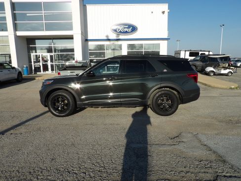 Used 2024 Ford Explorer Timberline w/ Timberline Technology Package image 1
