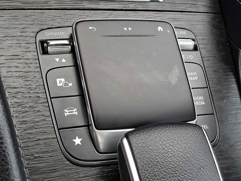 Used 2022 Mercedes-Benz GLE 450 4MATIC image 20