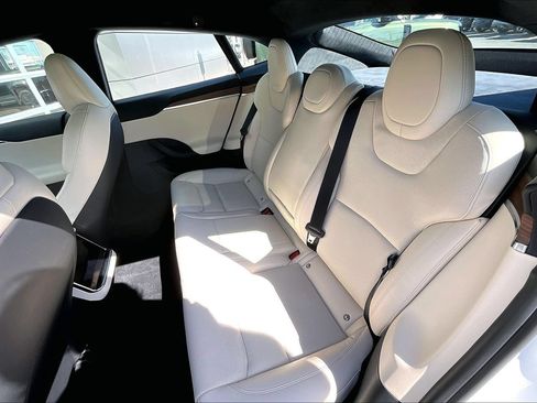 Used 2021 Tesla Model S Long Range AWD/4WD image 24