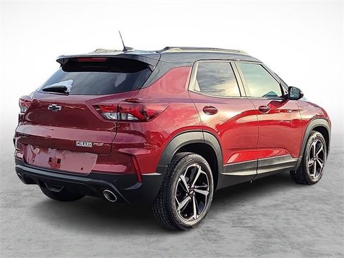 Used 2023 Chevrolet TrailBlazer RS w/ Sun and Liftgate Package image 6