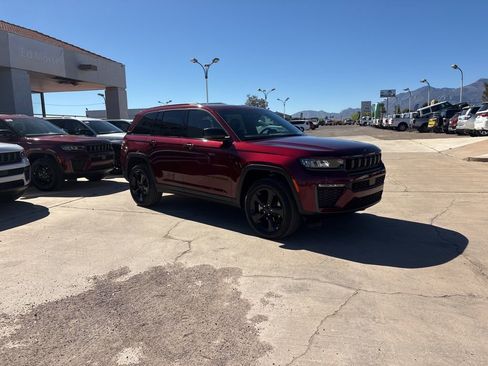 New 2026 Jeep Grand Cherokee Limited w/ Limited Altitude Package AWD/4WD image 3