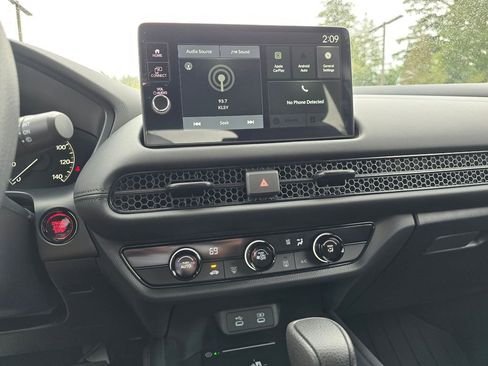 New 2026 Honda HR-V LX image 15