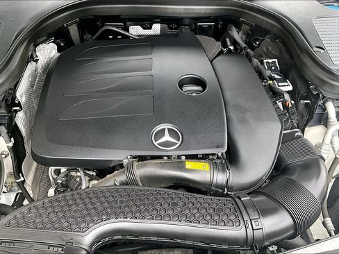 Certified 2023 Mercedes-Benz GLC 300 4MATIC Coupe image 9