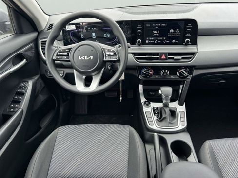 New 2026 Kia Seltos LX image 13