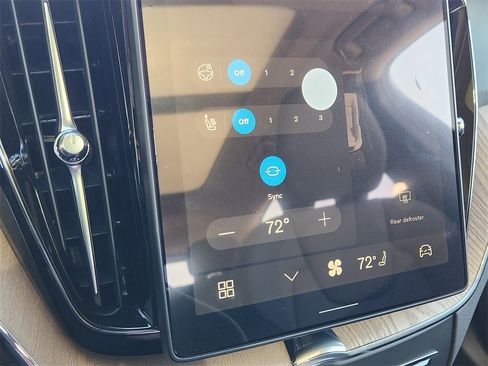 New 2026 Volvo XC60 B5 Plus w/ Climate Package image 15