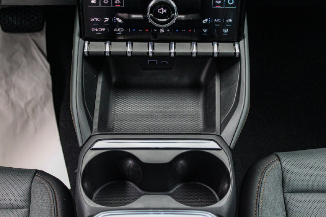 New 2027 GMC Terrain AT4 w/ Technology Package II AWD/4WD image 20