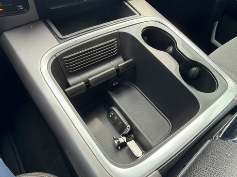 Used 2022 RAM 1500 Classic Warlock AWD/4WD image 19