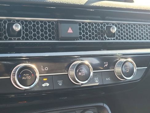 Used 2023 Honda Civic Sport image 17