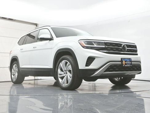 Used 2022 Volkswagen Atlas SE AWD/4WD image 34
