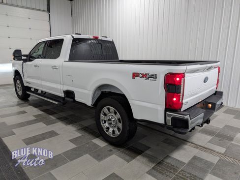 Used 2024 Ford F250 Lariat w/ Chrome Package image 2