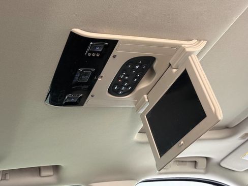 Used 2016 GMC Yukon Denali w/ Open Road Package image 25