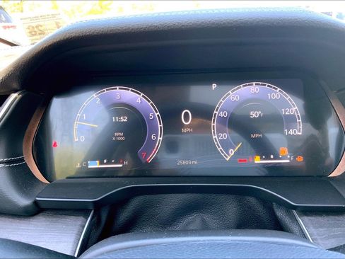 Used 2023 Jeep Grand Cherokee Limited AWD/4WD image 22