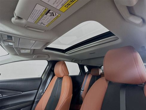 New 2025 MAZDA CX-30 Carbon image 22