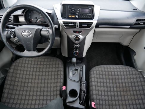 Used 2012 Scion iQ image 10