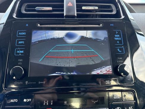 Used 2016 Toyota Prius Four image 15