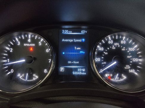 Used 2017 Nissan Rogue S image 23
