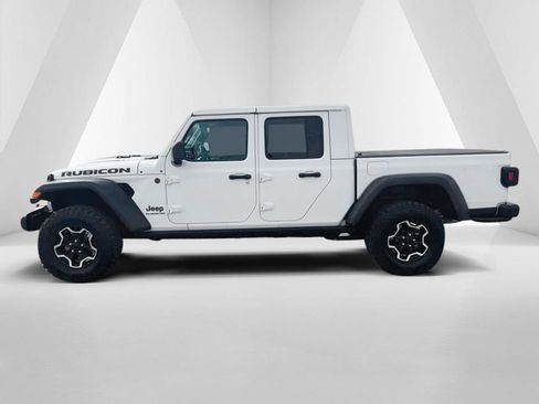 Used 2023 Jeep Gladiator Rubicon w/ Cold Weather Group AWD/4WD image 4