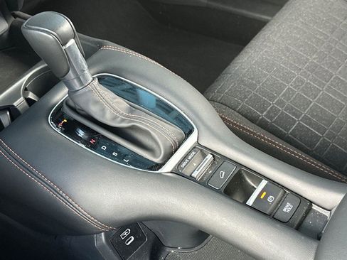 Used 2025 Honda HR-V Sport image 21