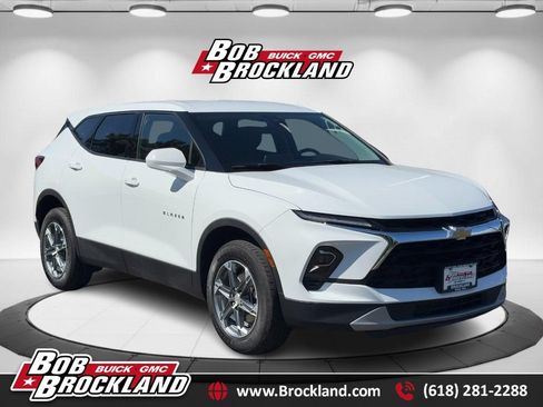 Used 2025 Chevrolet Blazer LT AWD/4WD image 1