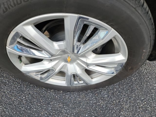 Used 2024 Chevrolet Tahoe High Country AWD/4WD image 10
