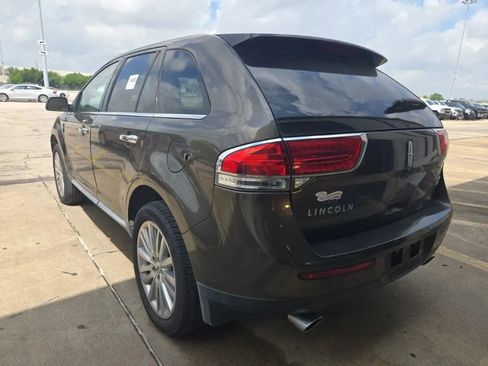 Used 2011 Lincoln MKX 2WD w/ 102A Rapid Spec Order Code image 4