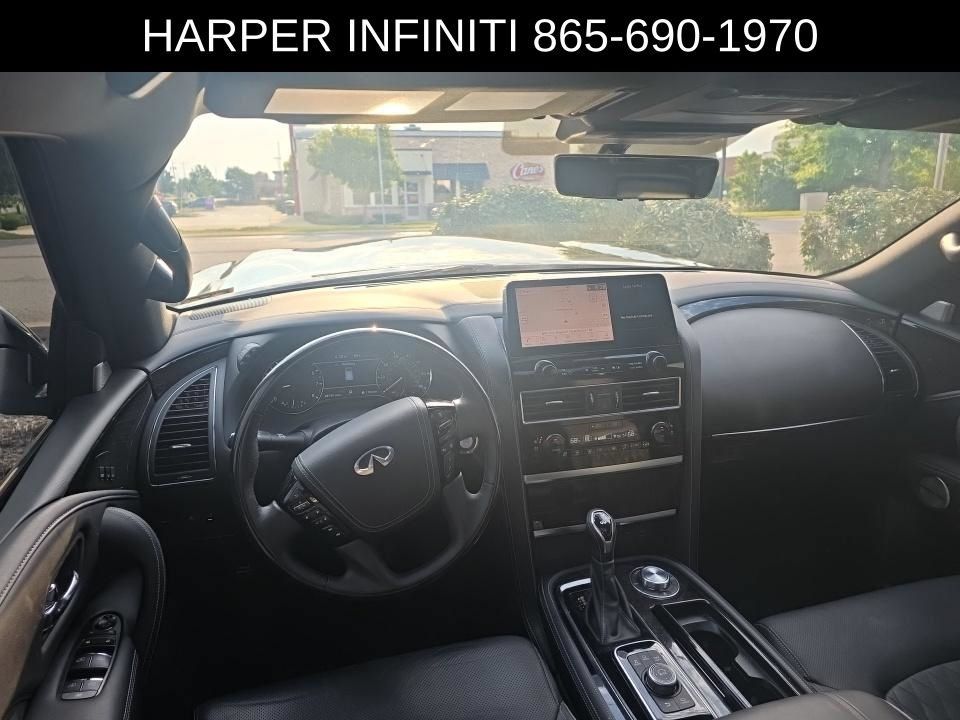 Used 2023 INFINITI QX80 Sensory w/ All-Season Package AWD/4WD image 8