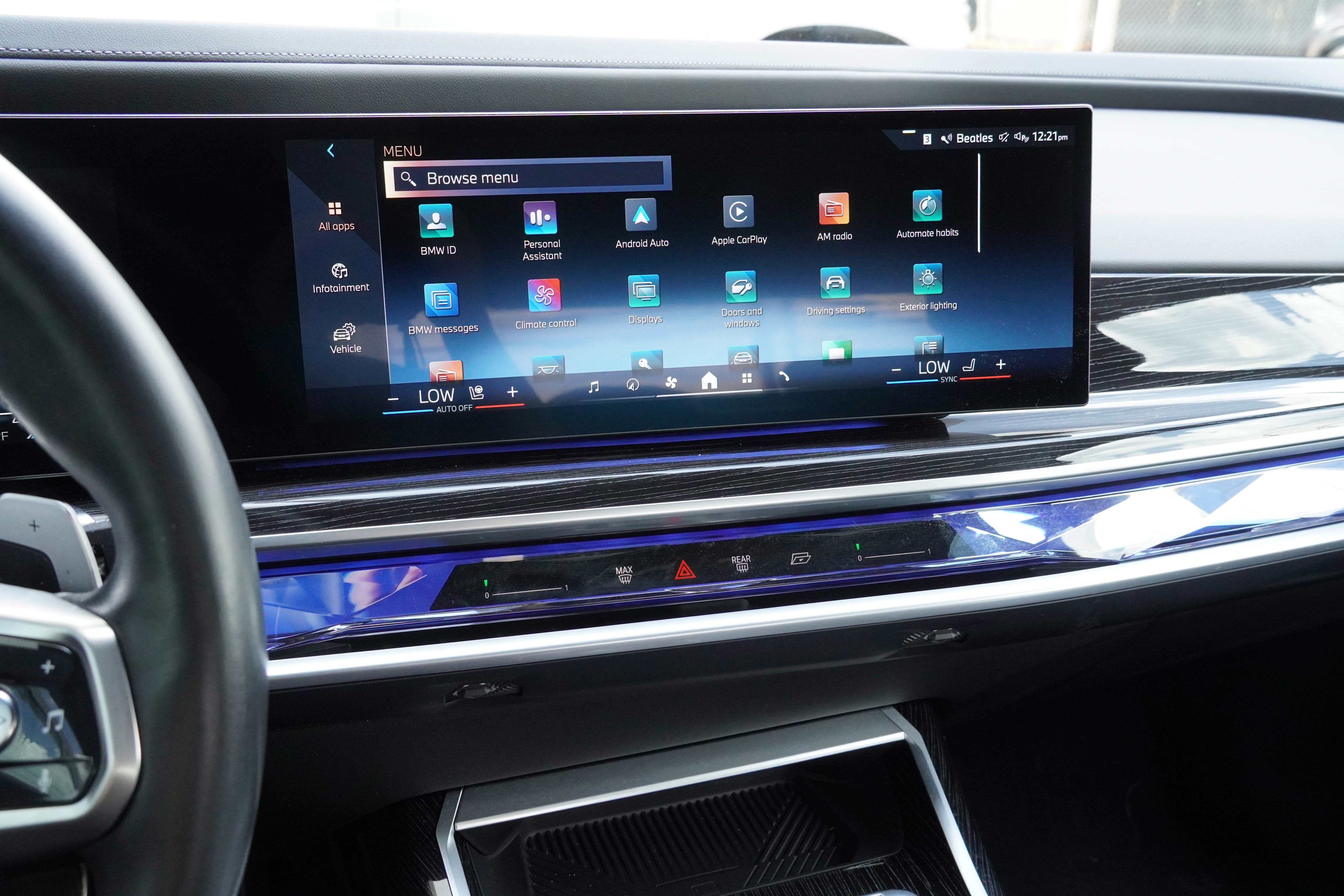 Used 2023 BMW 740i RWD image 24