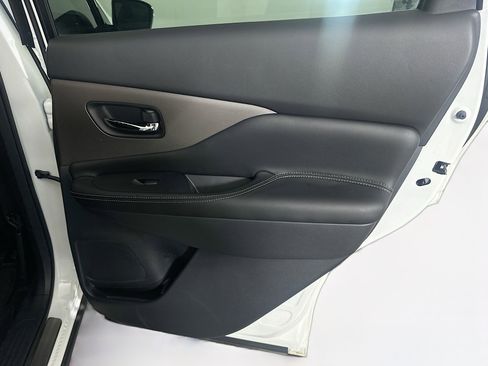 Used 2023 Nissan Murano SV w/ SV Midnight Edition Package image 28