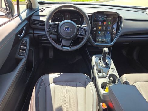 Certified 2024 Subaru Crosstrek 2.5i Limited w/ Crosstrek Mirror Package AWD/4WD image 16