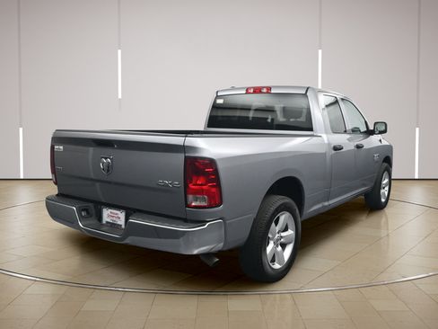 Used 2024 RAM 1500 Classic SLT AWD/4WD image 7
