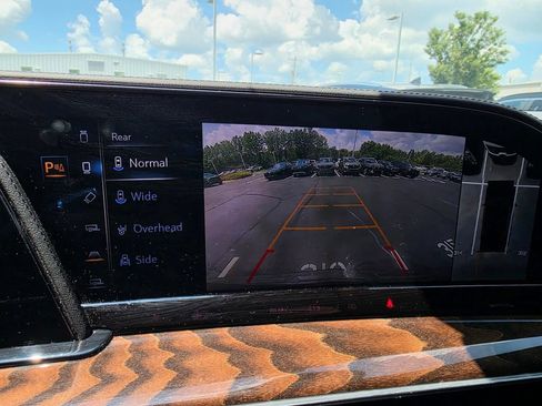 Used 2022 Cadillac Escalade Sport Platinum AWD/4WD image 15