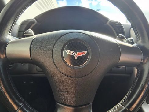 Used 2007 Chevrolet Corvette Coupe RWD image 18