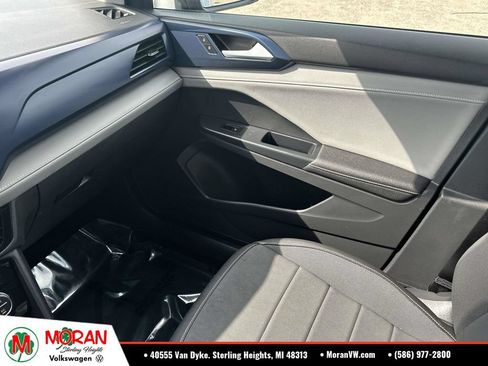 Certified 2024 Volkswagen Taos SE AWD/4WD image 31