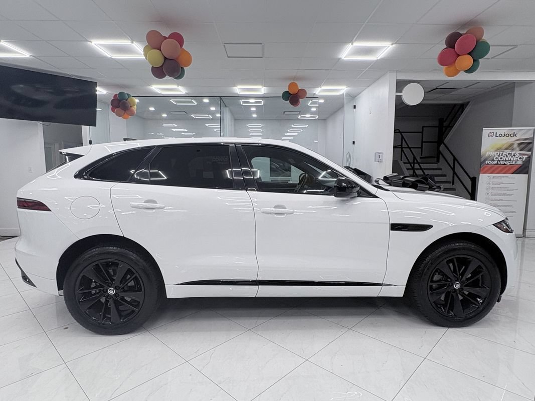 Used 2024 Jaguar F-PACE R-Dynamic S AWD/4WD image 4