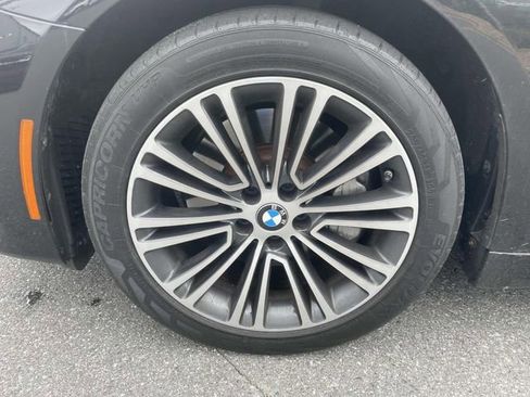 Used 2019 BMW 530i xDrive AWD/4WD image 13