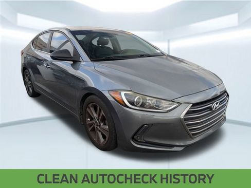 Used 2017 Hyundai Elantra Limited image 4