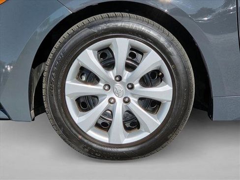 Used 2024 Toyota Corolla LE image 23