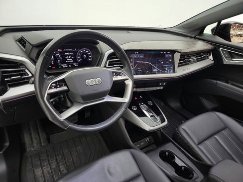 Used 2023 Audi Q4 e-tron Premium Plus w/ Premium Plus image 9
